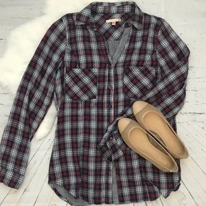 Skies Are Blue Plaid Button Down Long Sleeve Top M